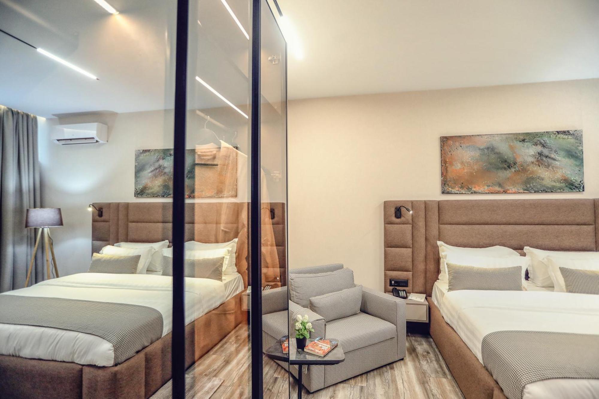Hotel Dirista Shkoder Ngoại thất bức ảnh