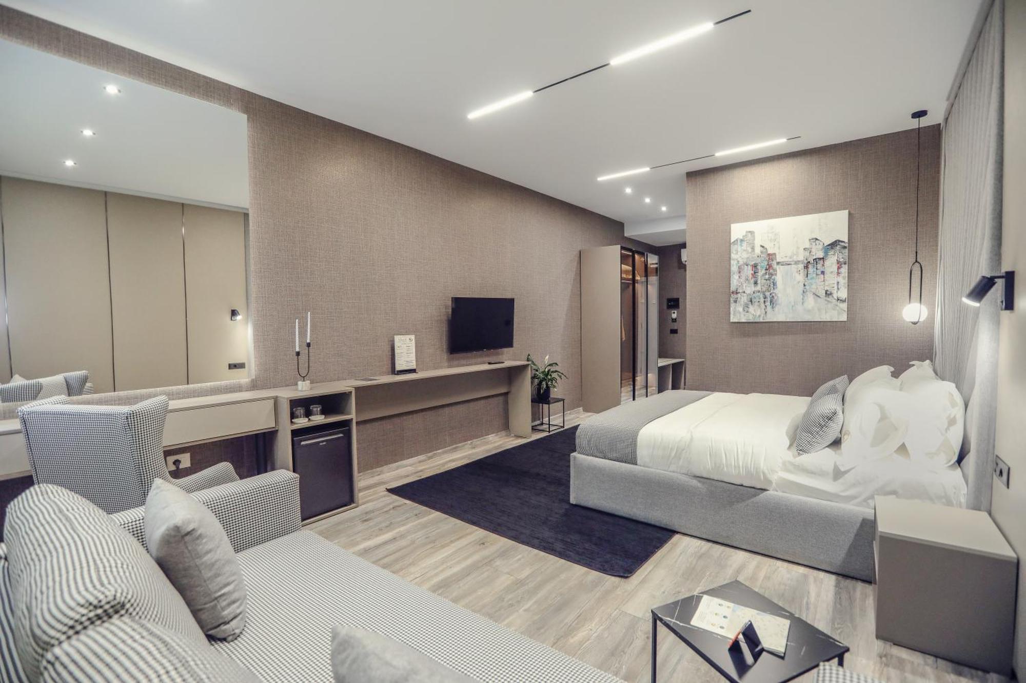 Hotel Dirista Shkoder Ngoại thất bức ảnh