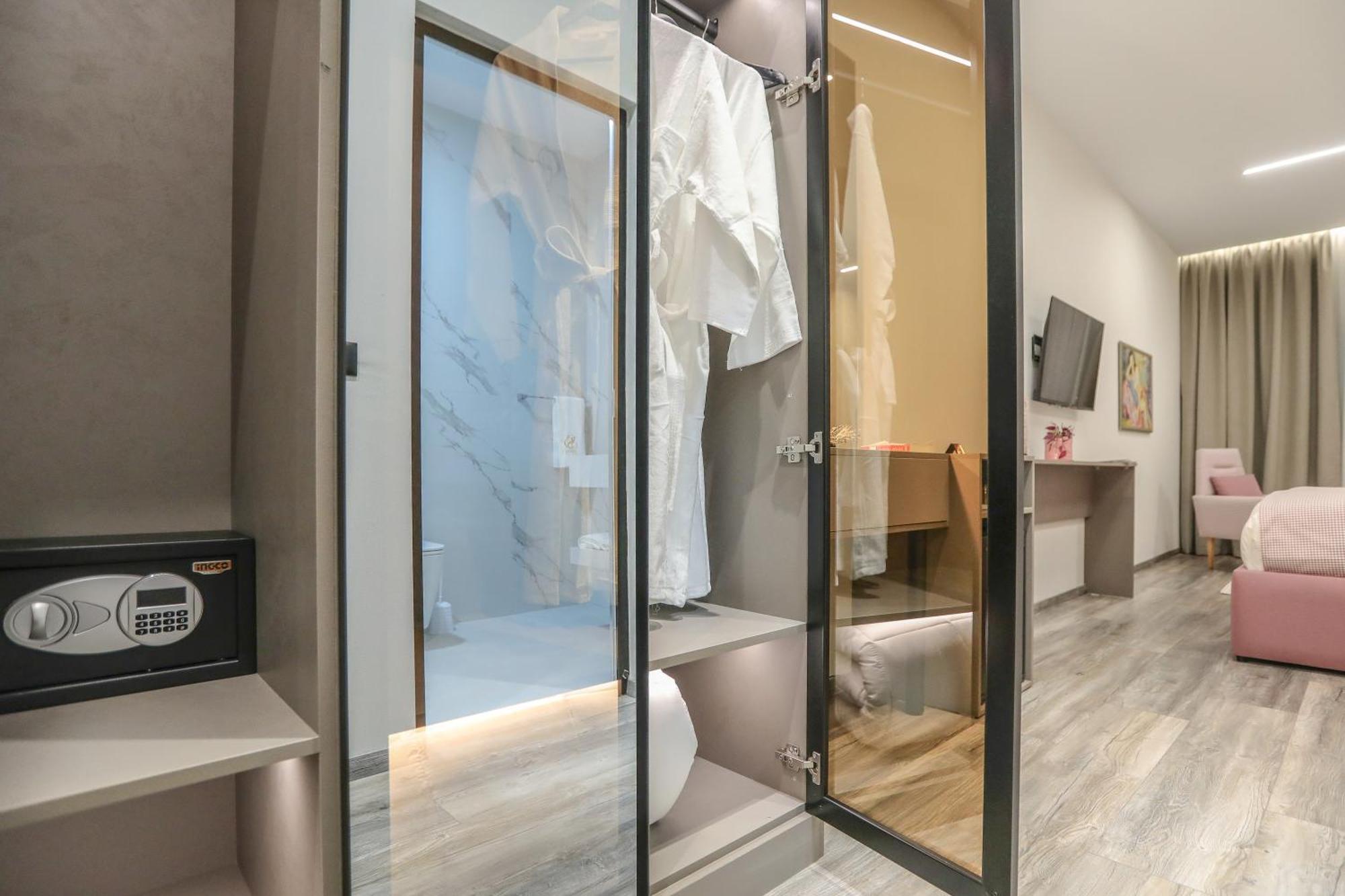 Hotel Dirista Shkoder Ngoại thất bức ảnh