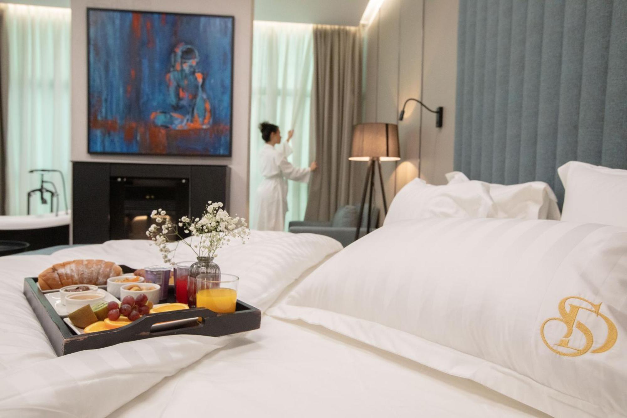 Hotel Dirista Shkoder Ngoại thất bức ảnh